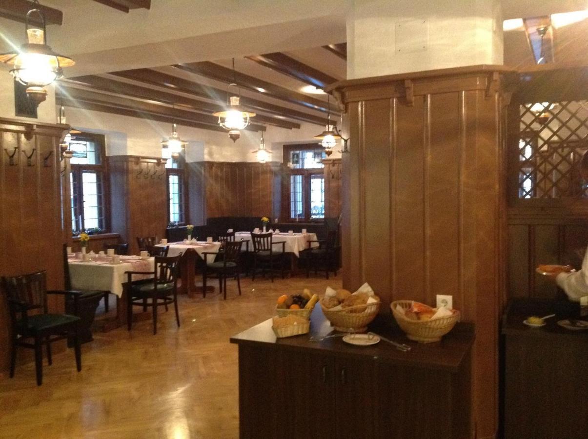 Hotel Goldner Loewe 스톨펜 외부 사진